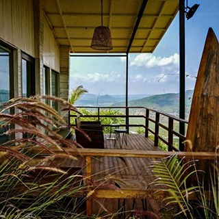 wooden luxury adventure forest resort hotel stay