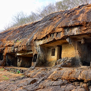 kuda caves buddhist caves tala tourist place